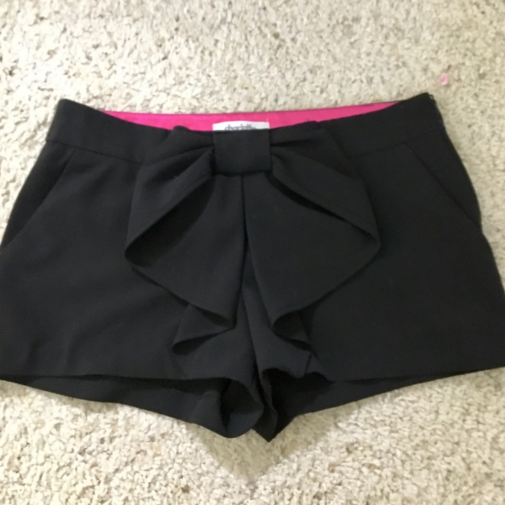 Bow Tie Black Shorts